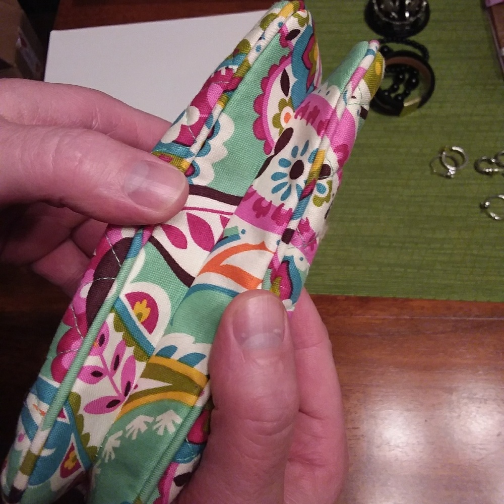 Vera Bradley Wristlet - Picture 5 of 5